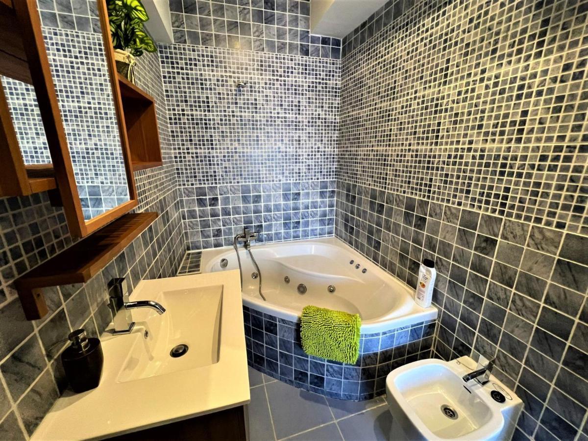Rooms San Marcos Madrid Ngoại thất bức ảnh